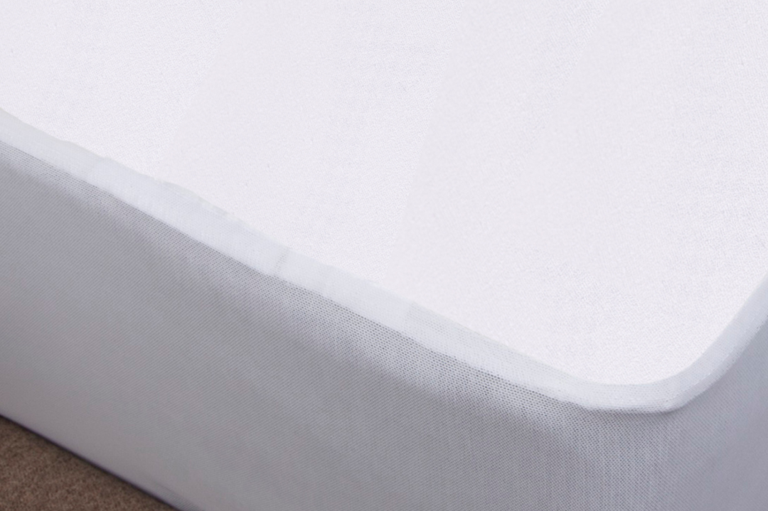 Наматрасник Влагоустойчивый с боковиной 160х200